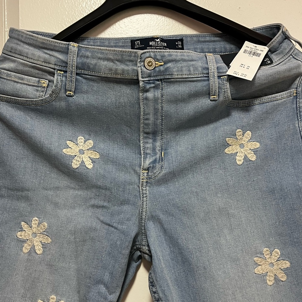 Flaired Hollister Light Blue Women's Jeans with Floral Design